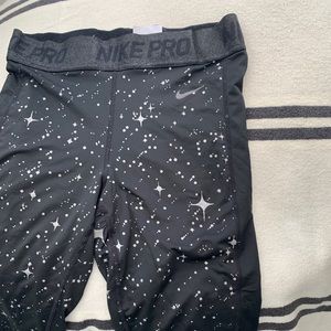 Black/silver Nike pro leggings